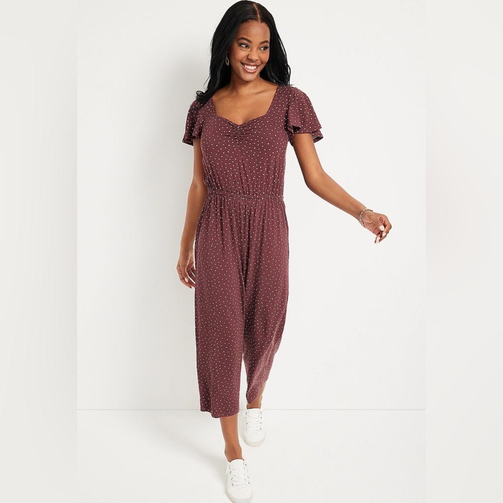 NWT! Polka dot cropped jumpsuit from Maurices ❤️